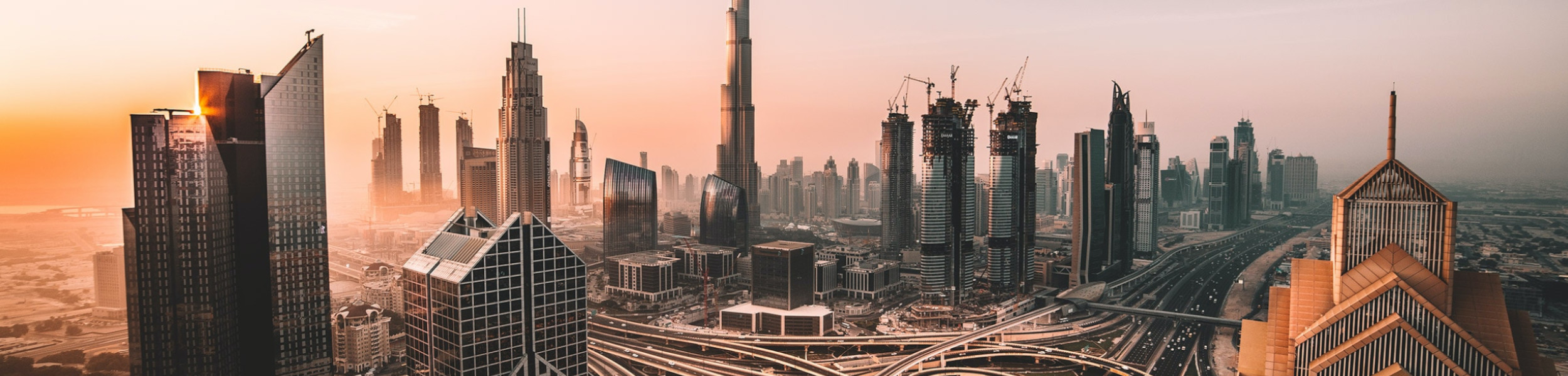 Dubaj cementuje swój status hubu dla multimilionerów UHNWI